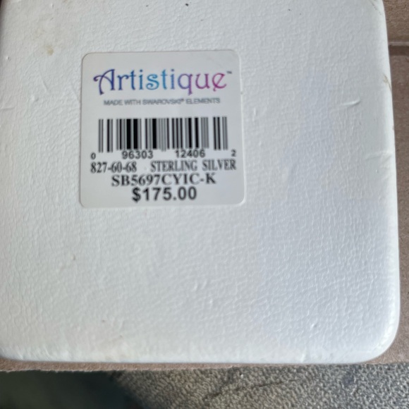 Silver Dragonfly Pendant with Amethyst and Pink Sapphire - Picture 7 of 8